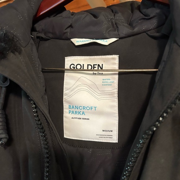 TNA Bancroft Parka (Aritzia) - Picture 5 of 5